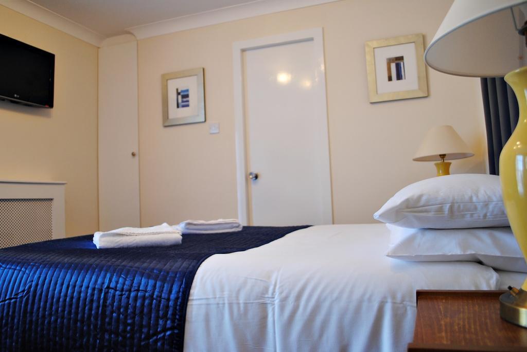 Ferry House Lodge Portsmouth Oda fotoğraf